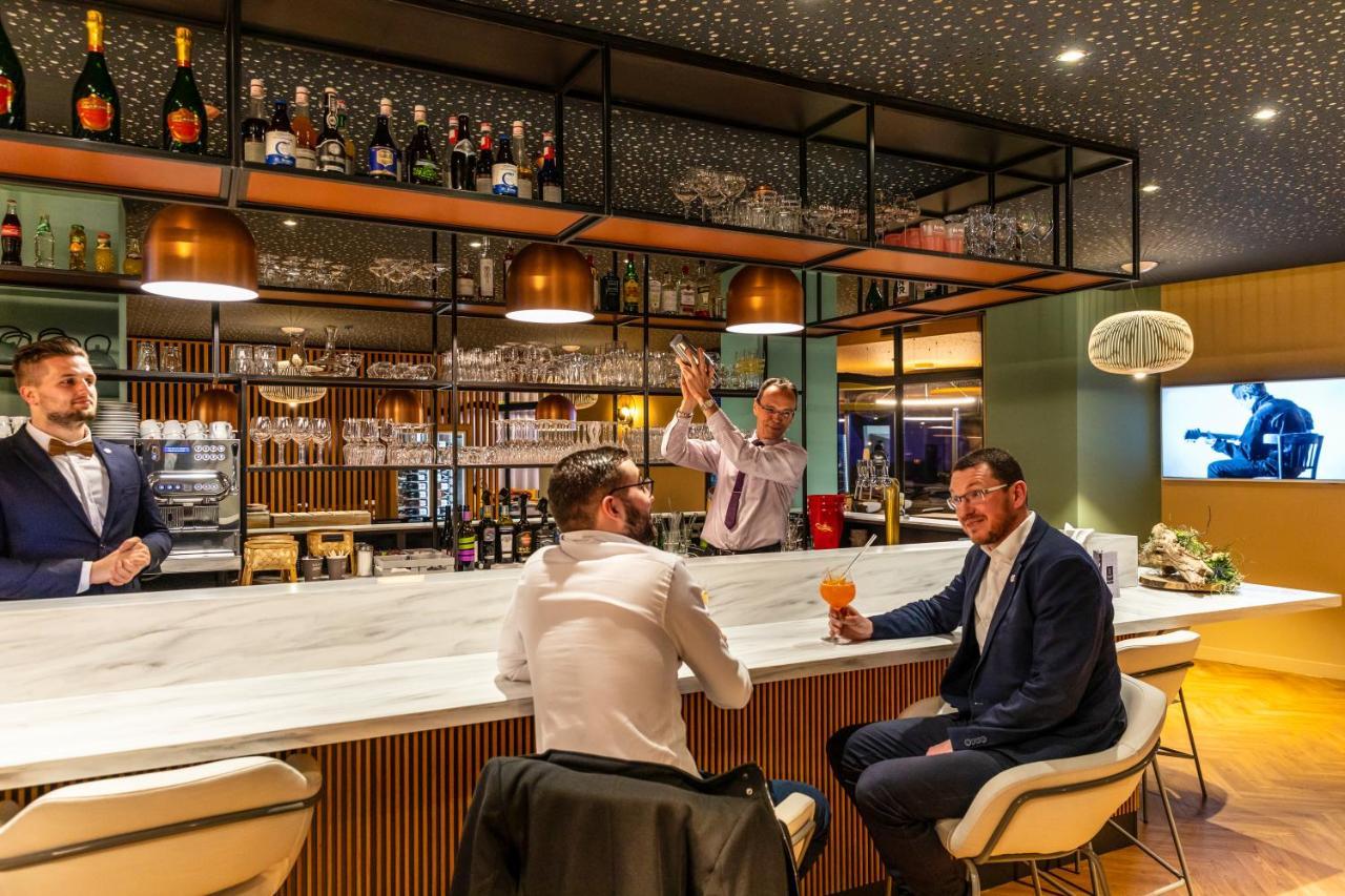 Mercure Saint Omer Centre Gare Екстериор снимка