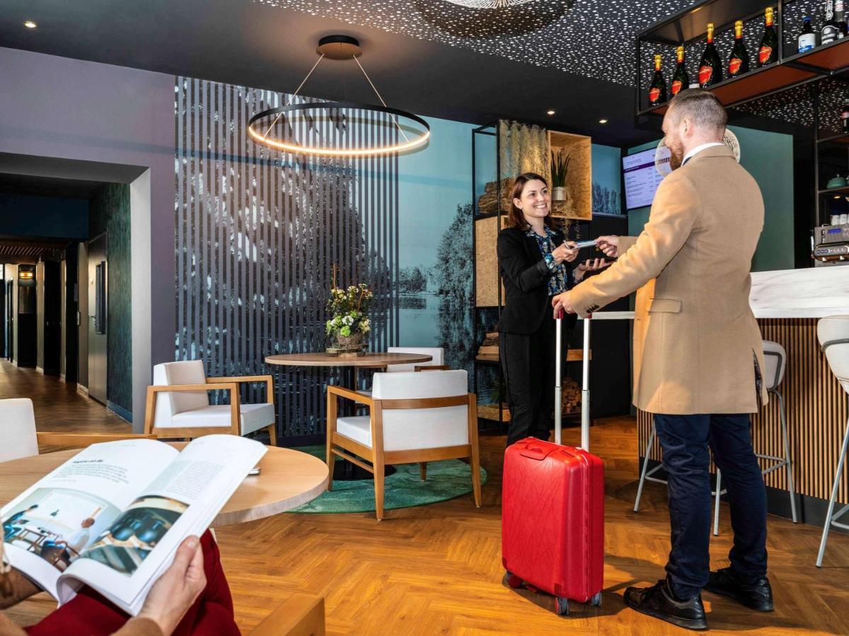 Mercure Saint Omer Centre Gare Екстериор снимка