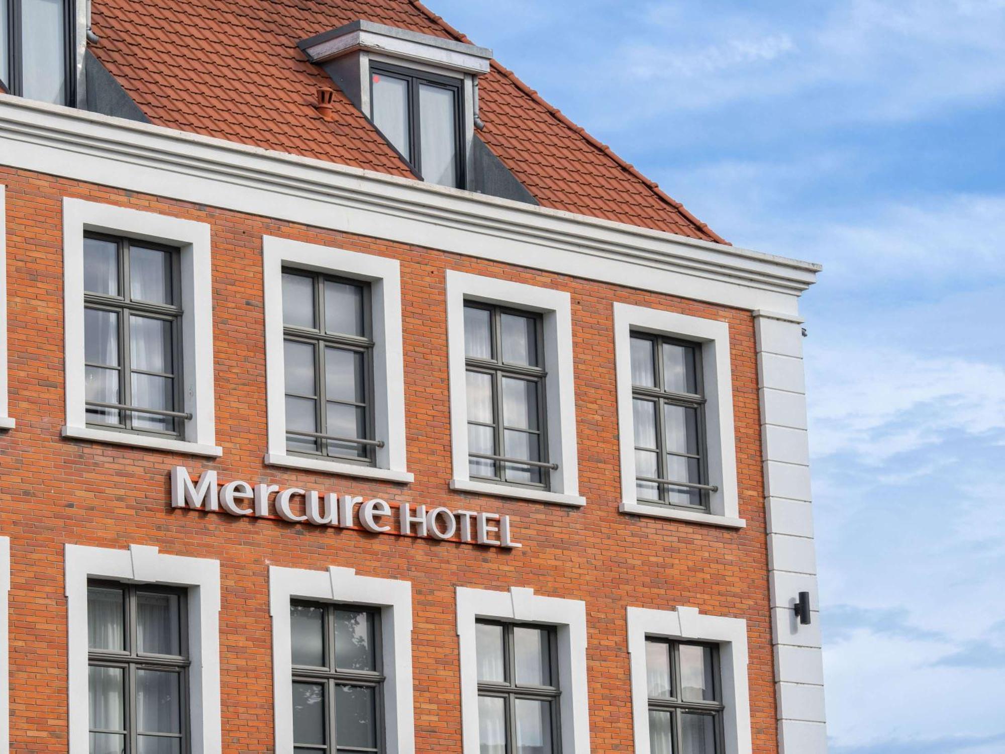 Mercure Saint Omer Centre Gare Екстериор снимка